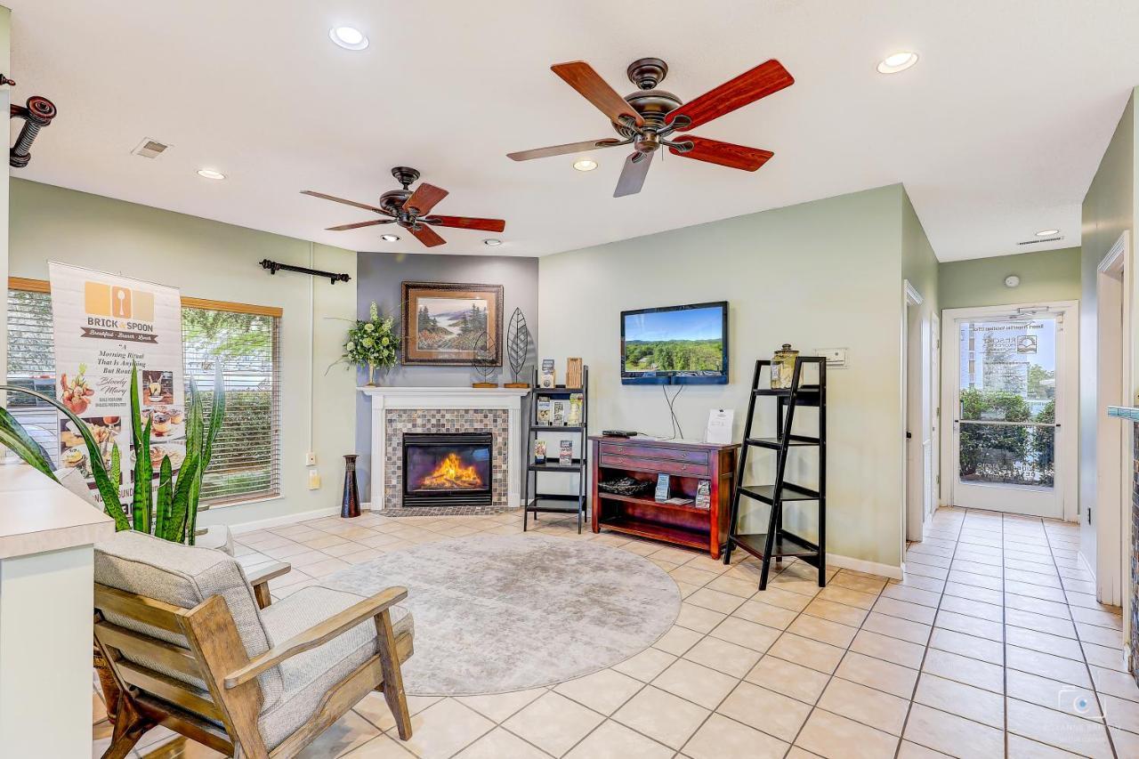 Kickin Back Whispering Pines 343 Apartment Pigeon Forge Ngoại thất bức ảnh